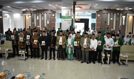 Rayakan HUT Ke-95, Al-Washliyah Sumatera Utara Gelar Bicara Buku Bersama Wakil Rakyat dan Seminar Internasional di Universitas Muslim Nusantara (UMN) Al-Washliyah