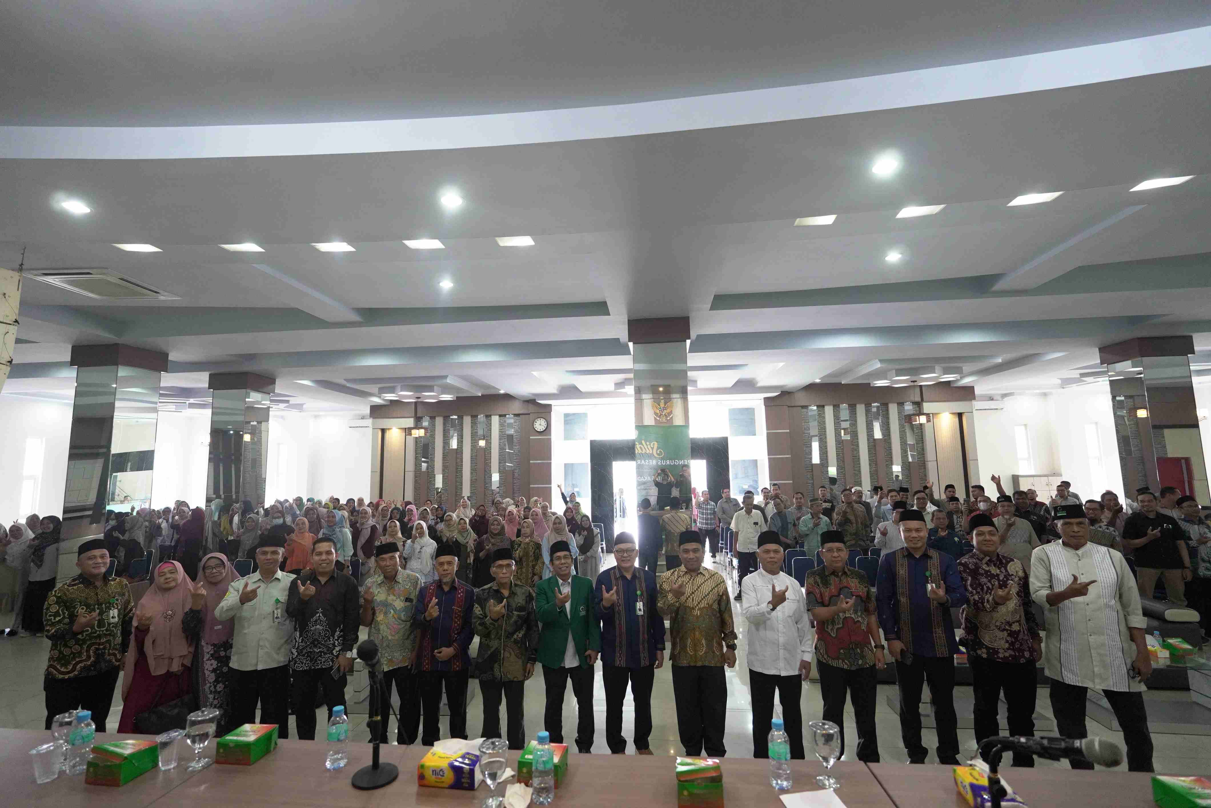 Pimpinan PB Al-Washliyah Gelar Silaturahmi dengan Sivitas Akademika UMN Al-Washliyah